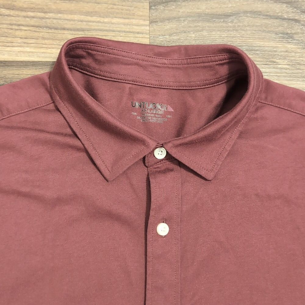UNTUCKIT Mens 2XL Maroon Red Luxe Tee BD Button Down Shirt Super Comfortable